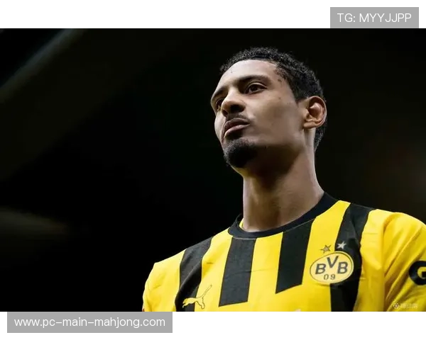 多特蒙德晋级后更衣室庆祝:泰尔齐奇与球员拥抱,布兰特获全场最佳 多特蒙德晋级后更衣室庆祝:泰尔齐奇与球员拥抱,布兰特获全场最佳